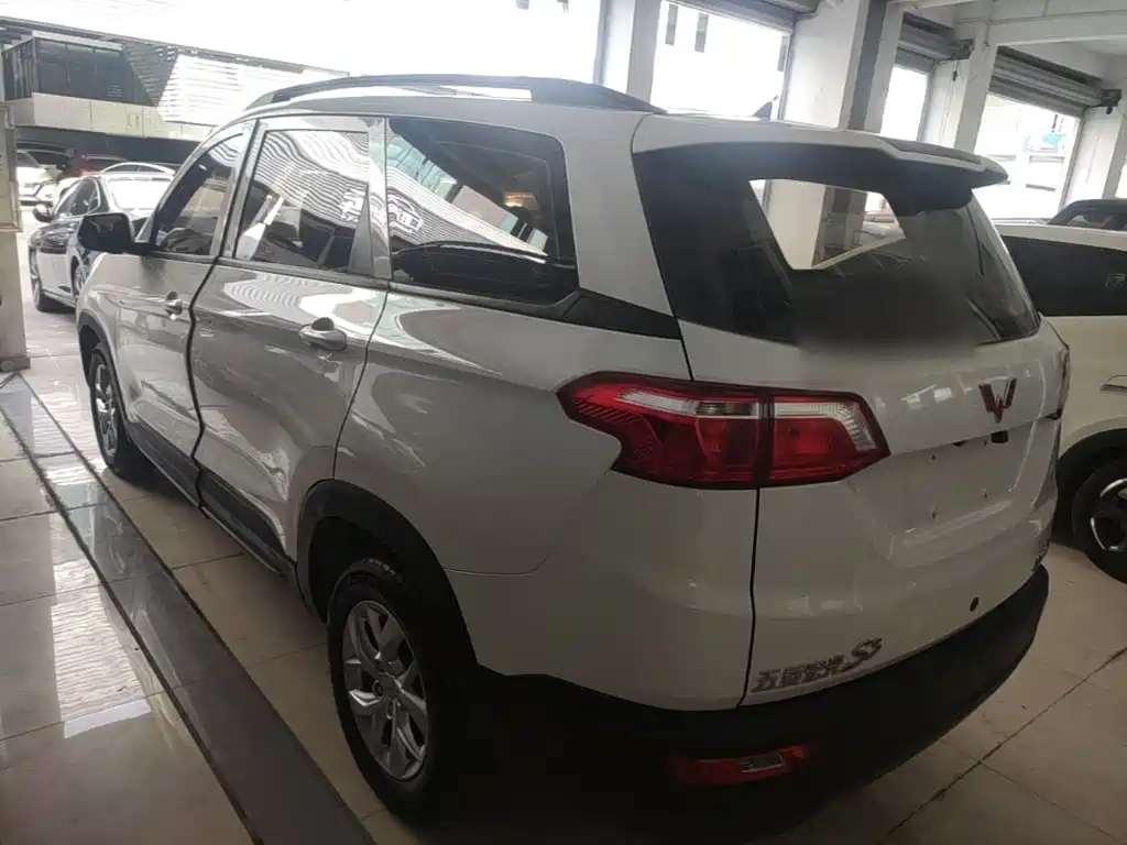 Wuling Hongguang S3 — миниатюра 5