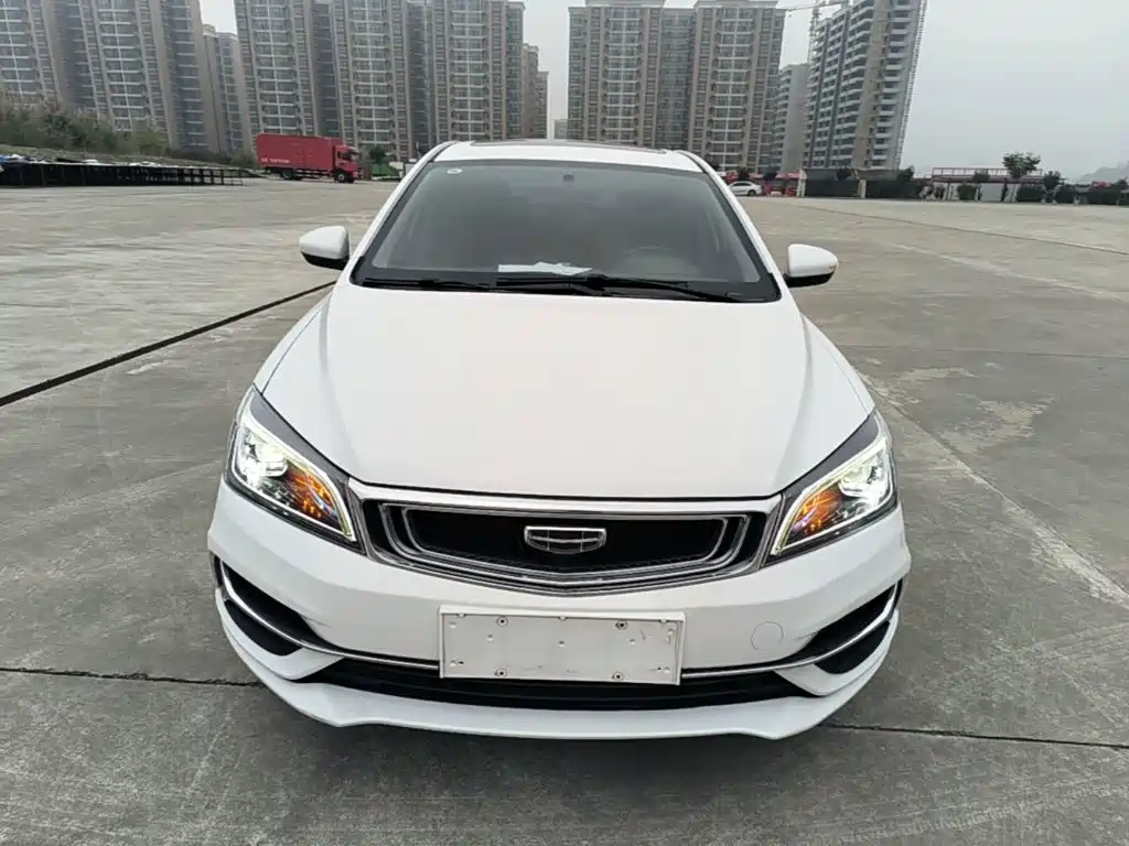 Geely Emgrand — миниатюра 3
