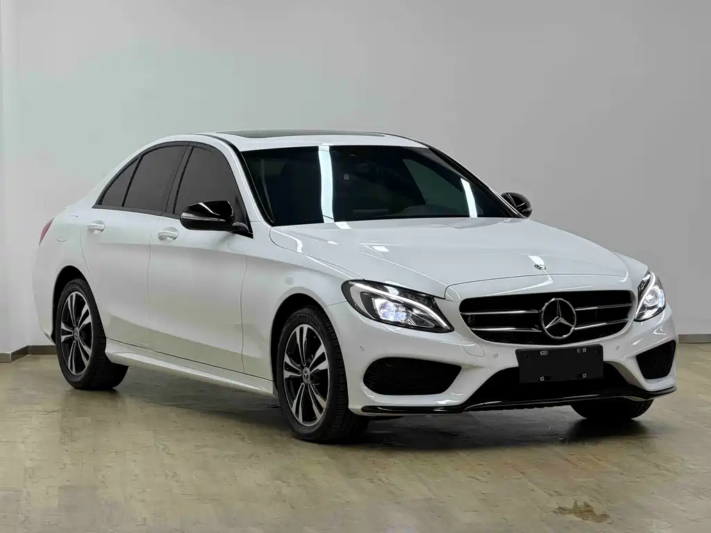 Mercedes-Benz C-Class — миниатюра 3