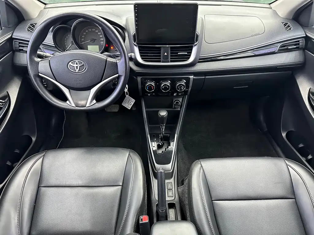 TOYOTA YARIS L ZHIXUAN