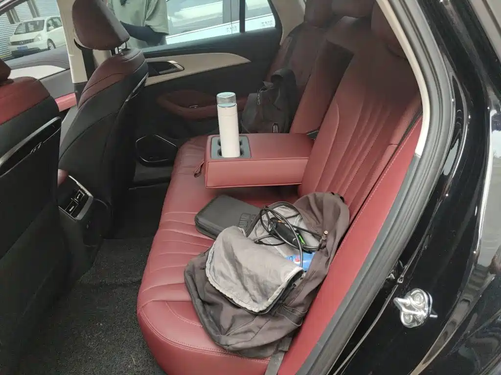 Hongqi Hongqi H5 PHEV — миниатюра 13