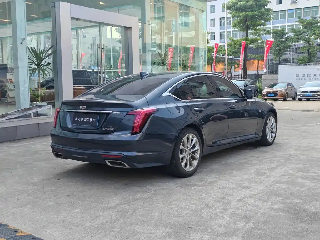 Cadillac CT5 — миниатюра 6