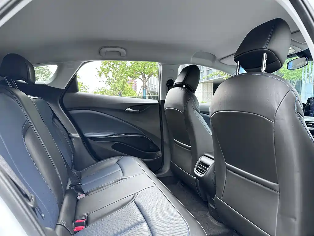 Buick Velite 6 — миниатюра 8