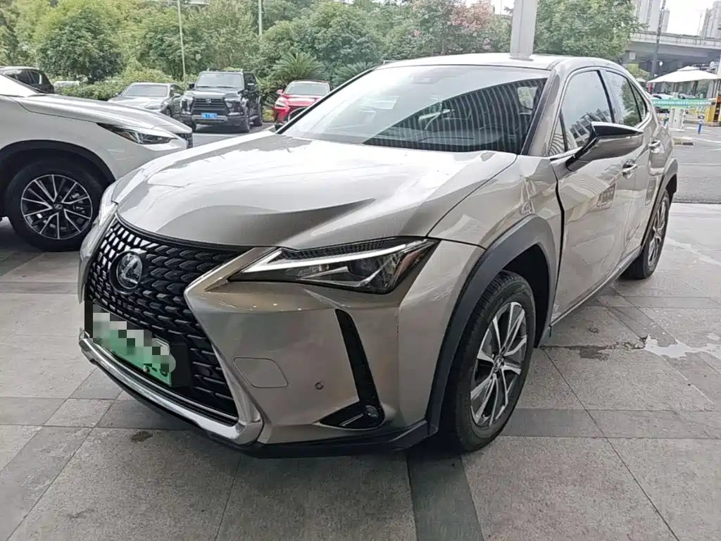 Lexus UX New Energy — миниатюра 3