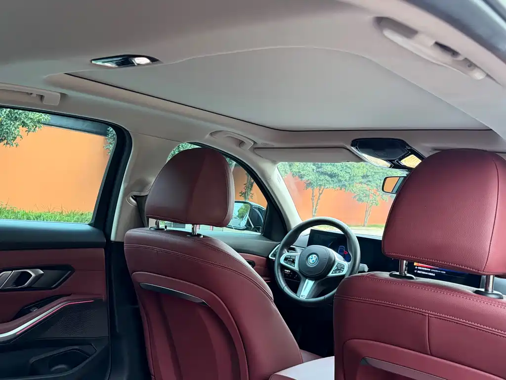 BMW i3 — миниатюра 16