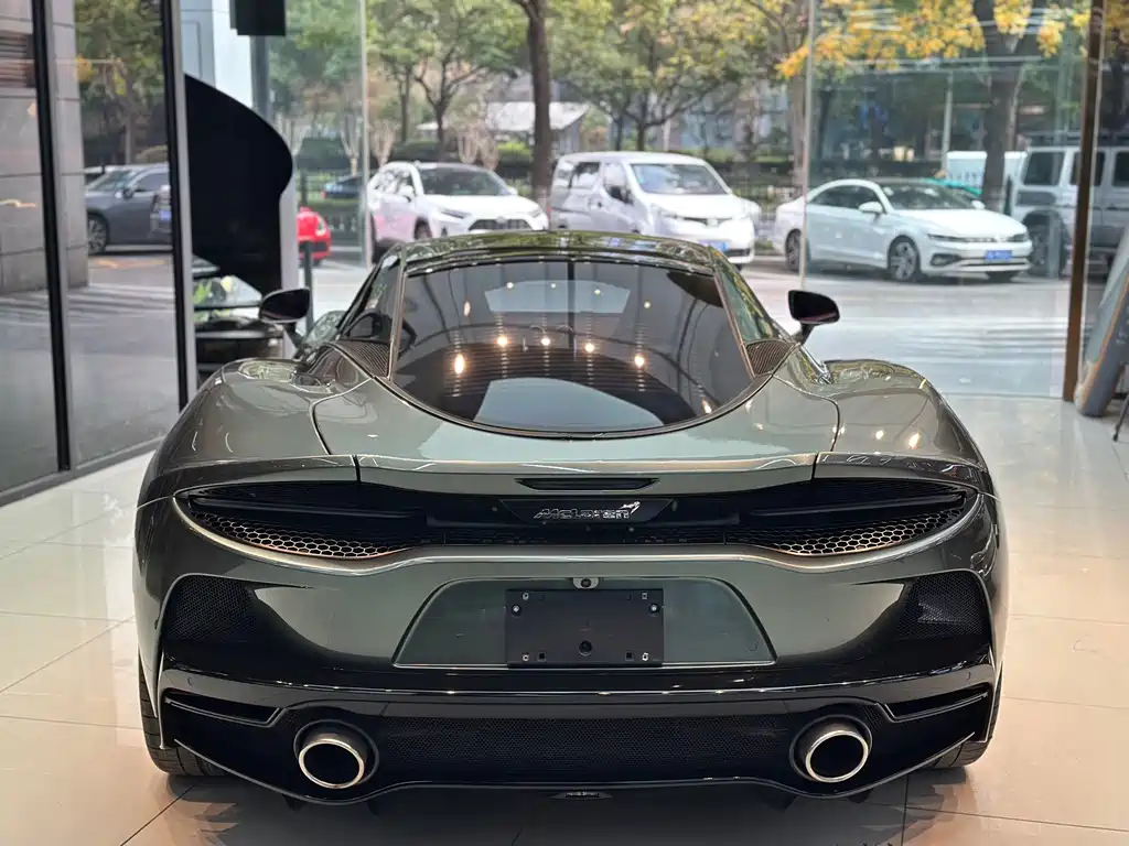 MCLAREN GT