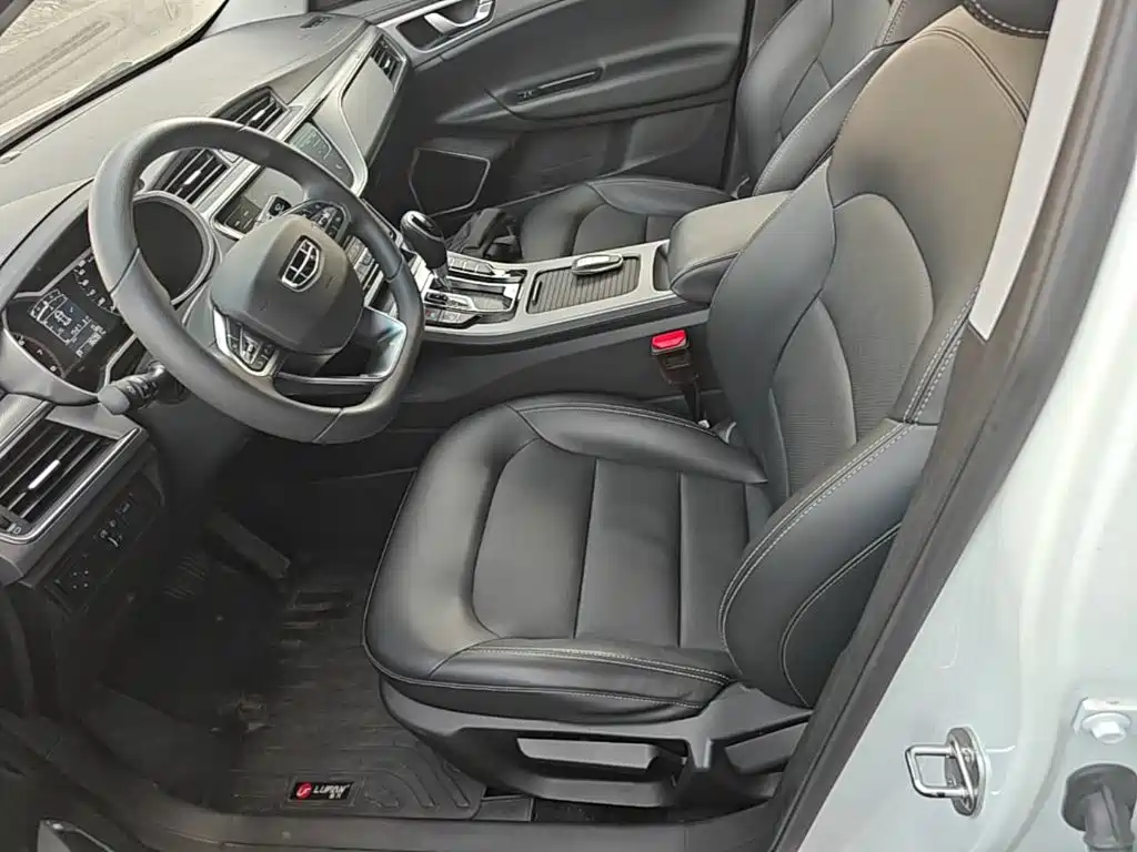 Geely Emgrand GL — миниатюра 15
