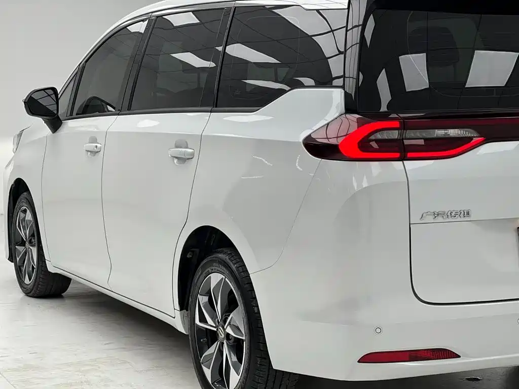 GAC Motor Trumpchi M6 — миниатюра 10