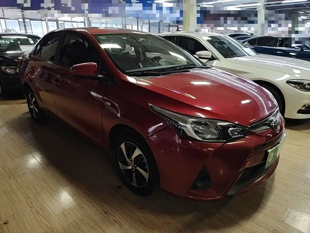 Toyota Yaris L — миниатюра 4