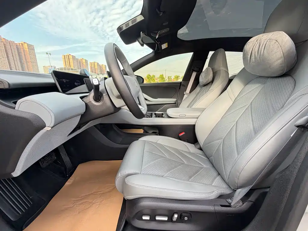 NIO ET5T 2025 75kWh Touring
