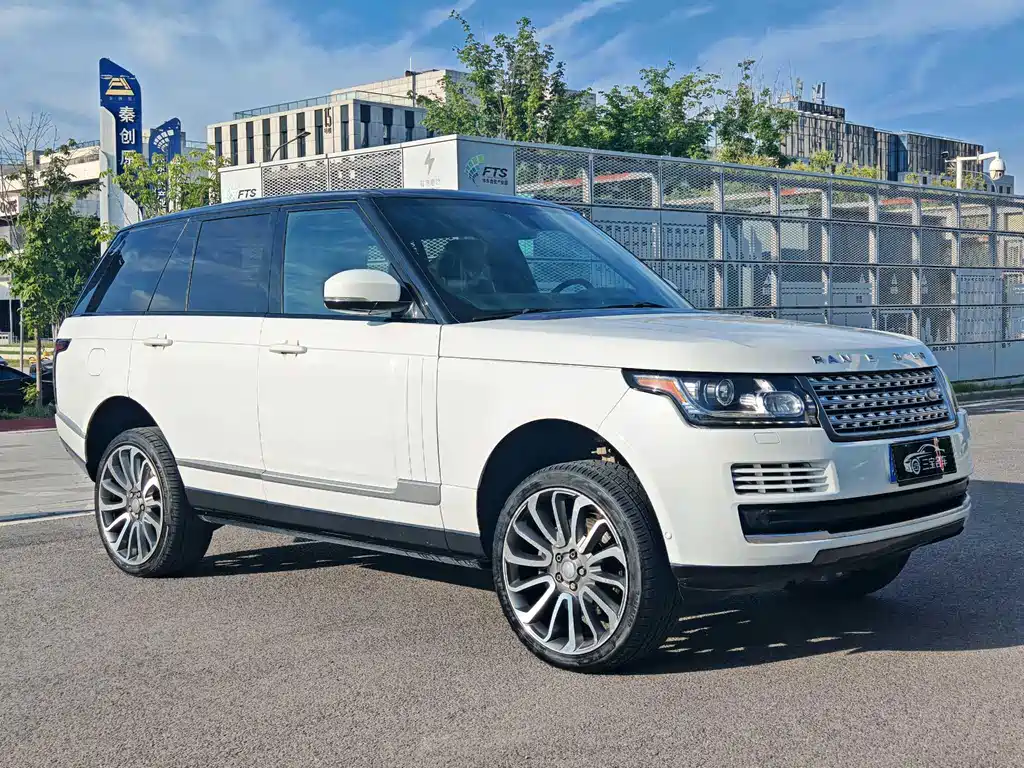 Land Rover Range Rover — миниатюра 3