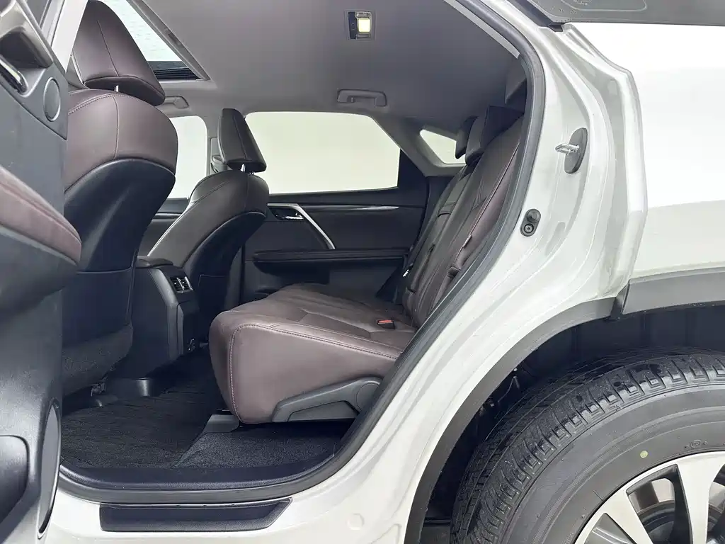 Lexus RX — миниатюра 7