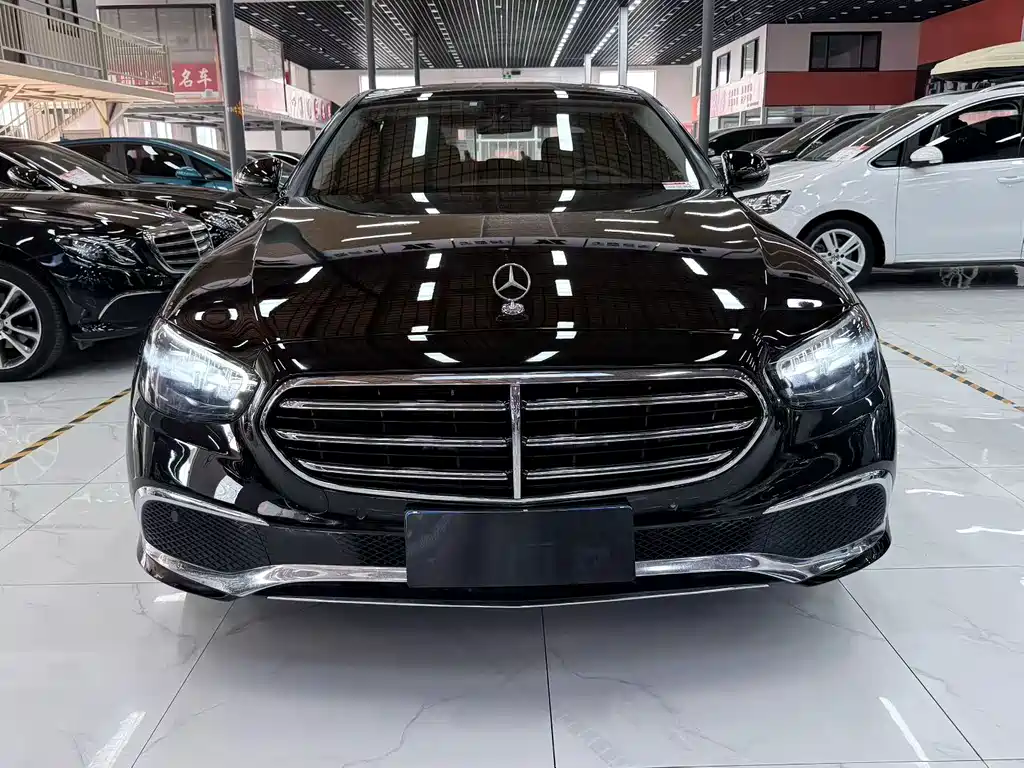 Mercedes-Benz E-Class 2023