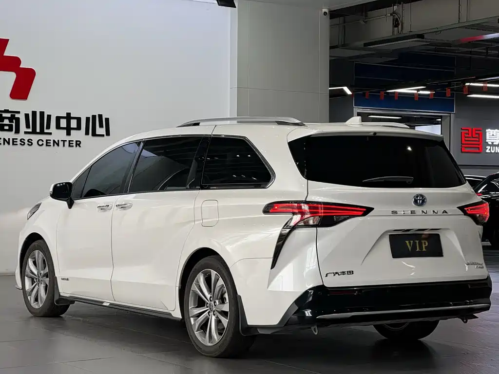 Toyota Sienna 2021 2.5L
