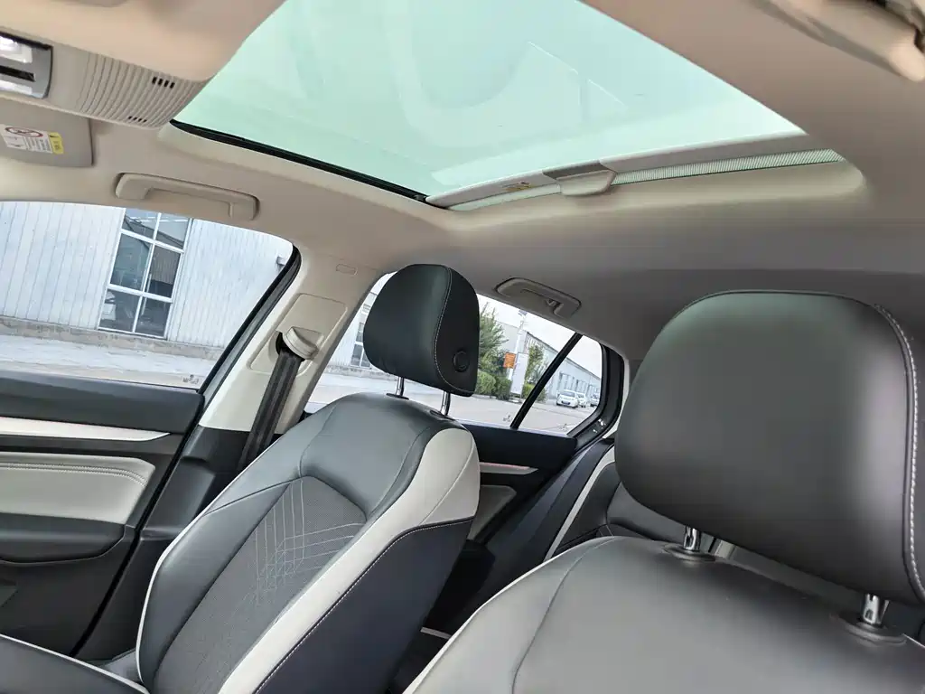 Volkswagen Golf — миниатюра 7