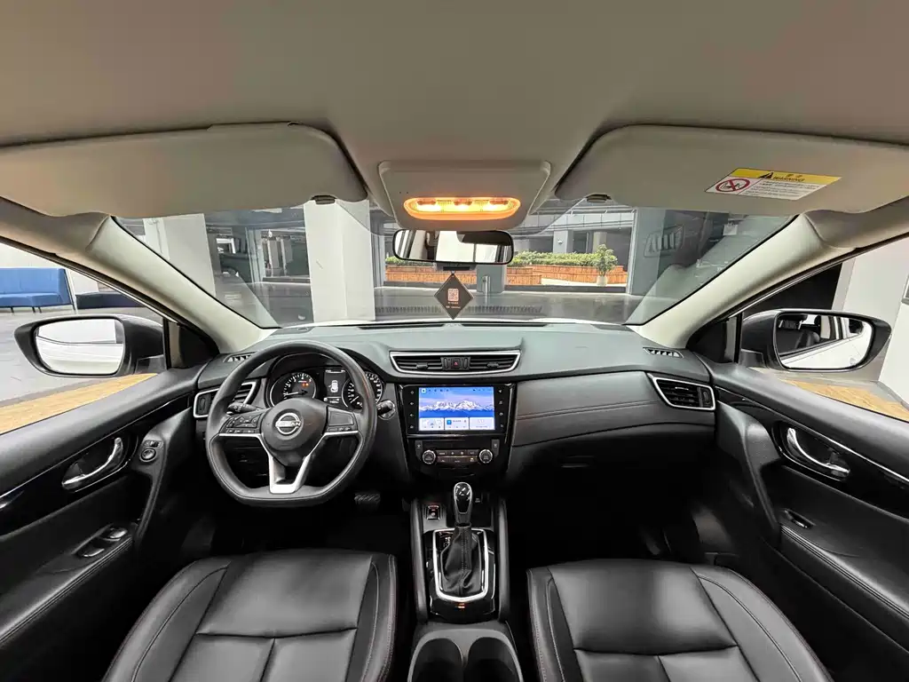 Nissan Qashqai — миниатюра 18