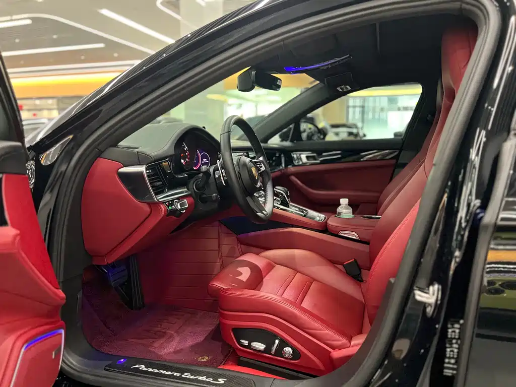Porsche Panamera — миниатюра 5