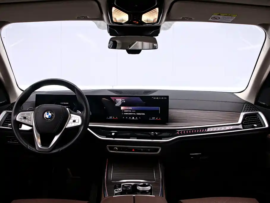 BMW X7 2024 xDrive40i Lead Luxury