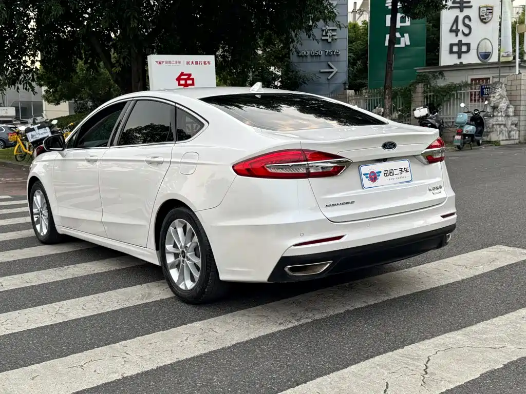 Ford Mondeo — миниатюра 4