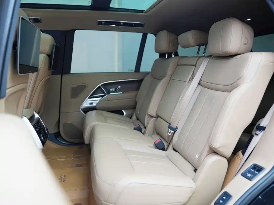 Land Rover Range Rover — миниатюра 13