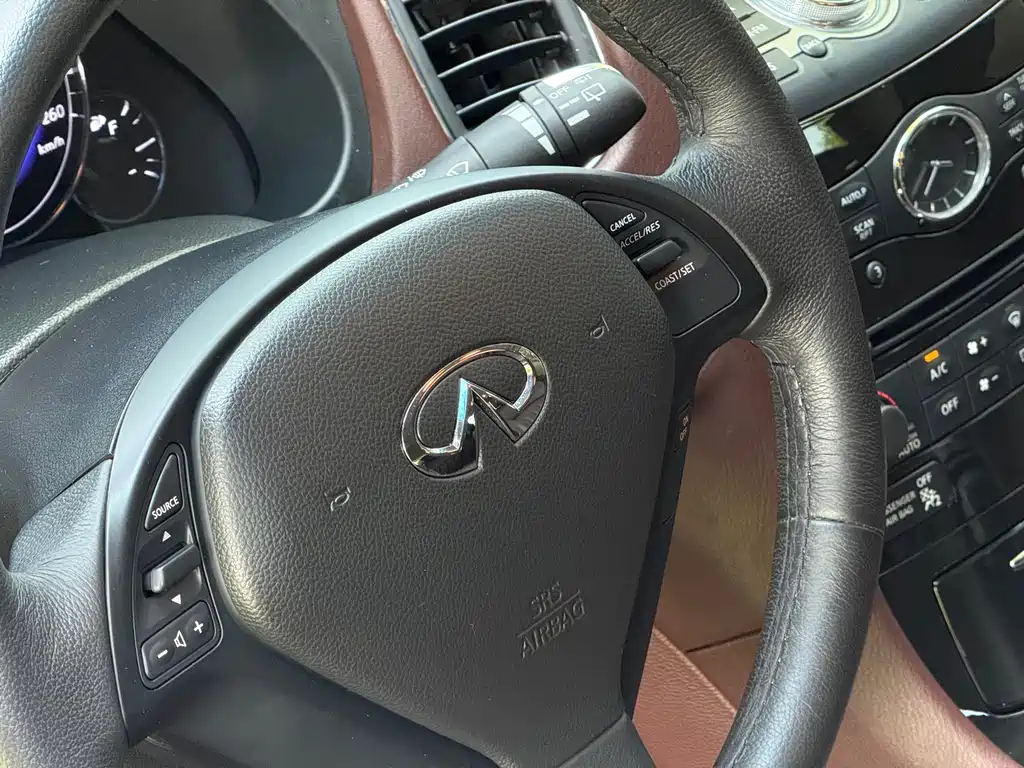 Infiniti QX50 (Import) — миниатюра 19