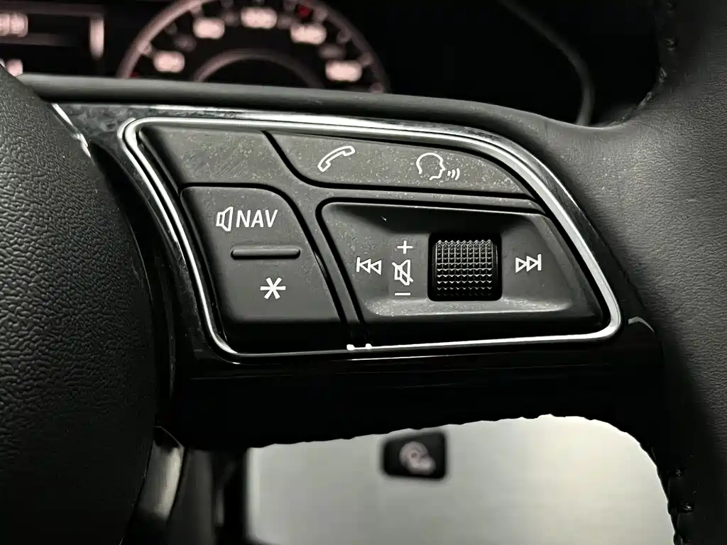 Audi A4L — миниатюра 33