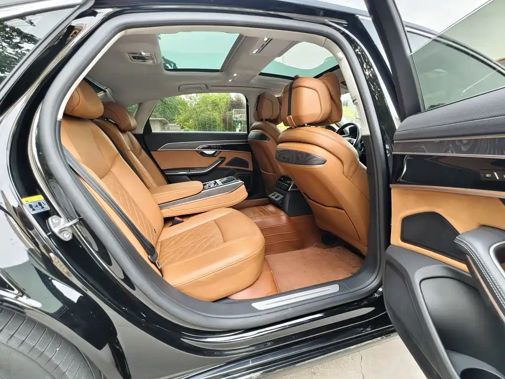 Audi A8 2024 A8L 50 TFSI quattro