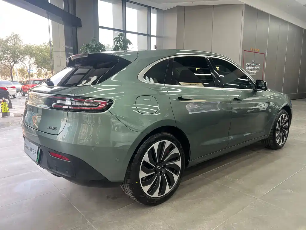 AITO ASK THE WORLD M5