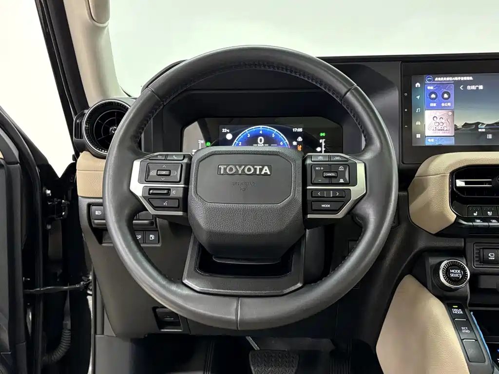 Toyota Prado — миниатюра 15