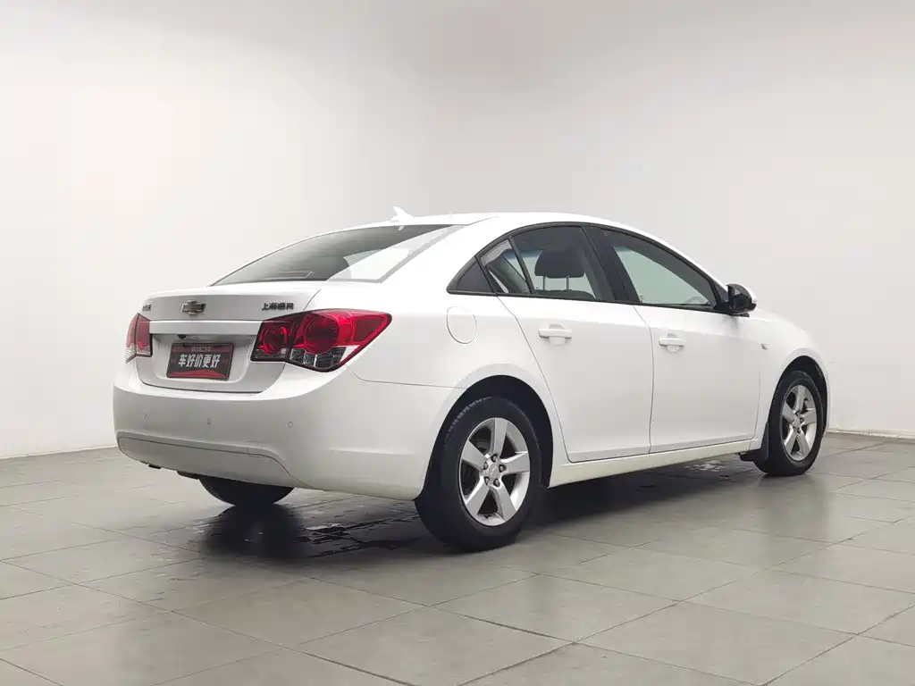 Chevrolet Cruze — миниатюра 2