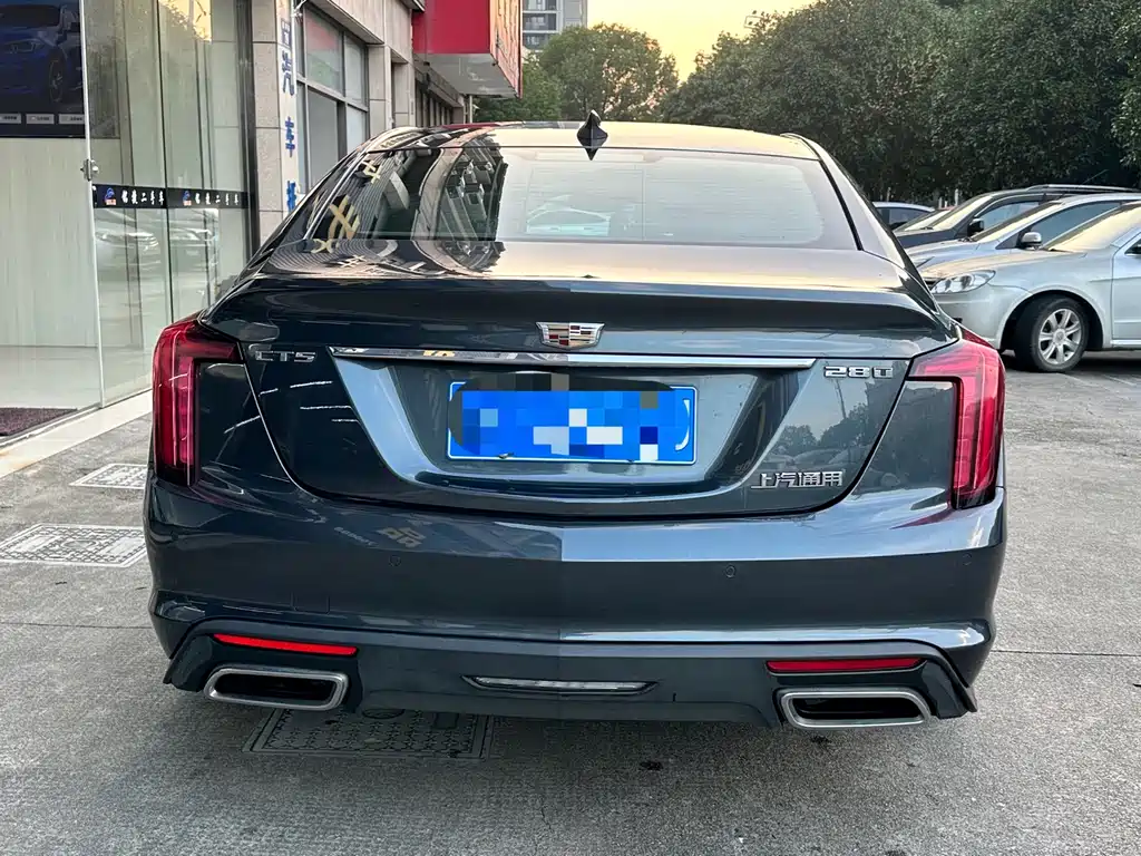 Cadillac CT5 — миниатюра 5