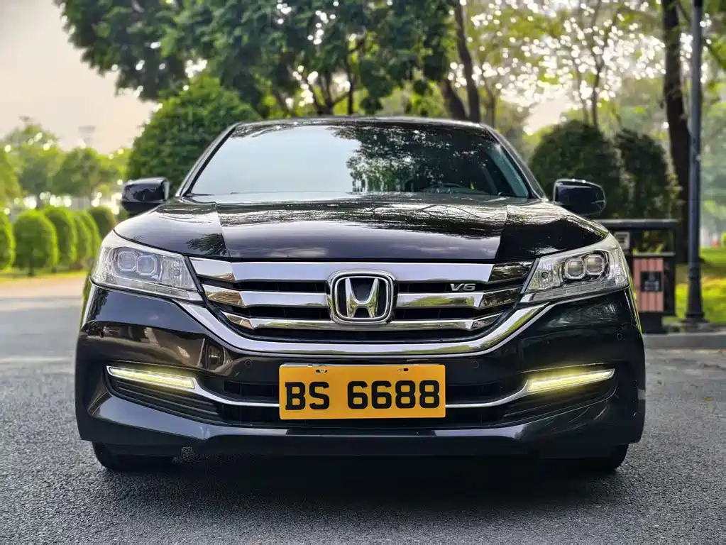 Honda Accord — миниатюра 2