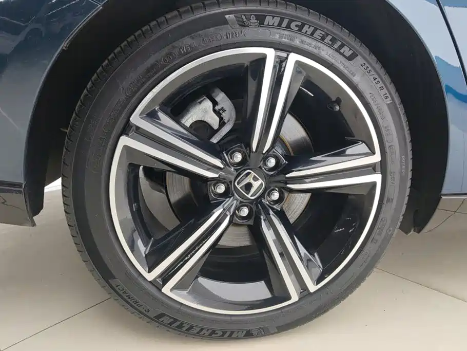 Honda Accord New Energy — миниатюра 6