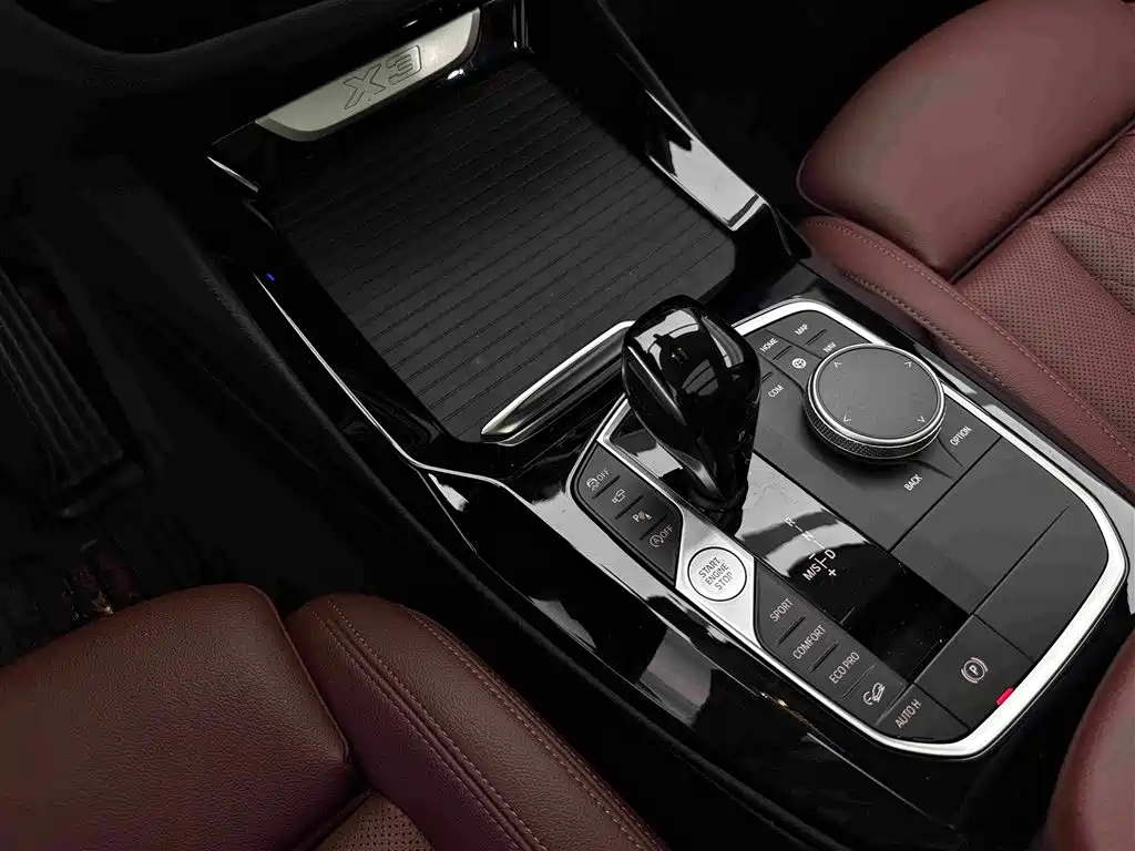 BMW X3 — миниатюра 12