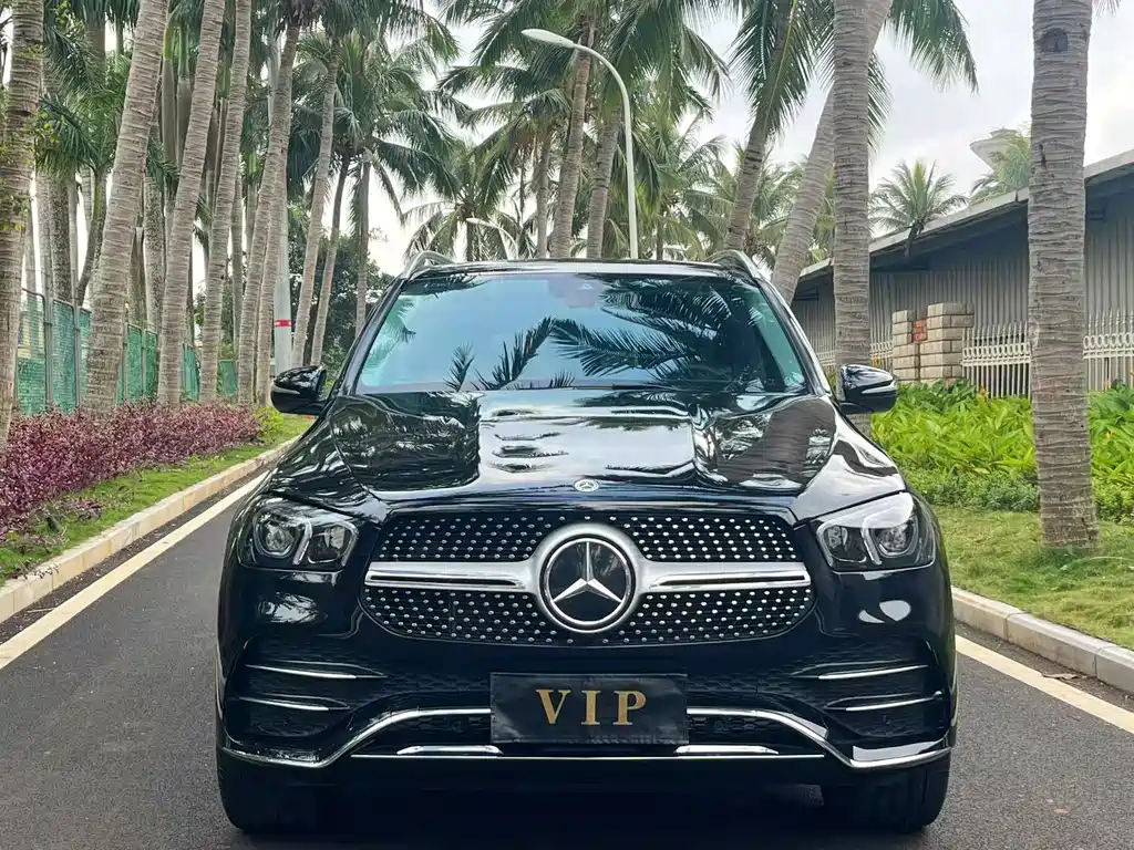 Mercedes-Benz GLE (Import) — миниатюра 2