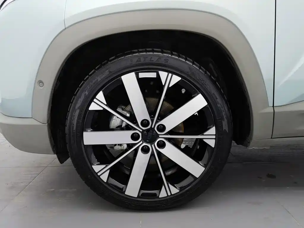 Geely Icon — миниатюра 17
