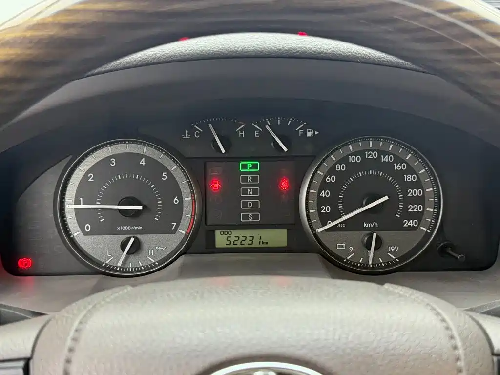 Toyota Land Cruiser — миниатюра 8