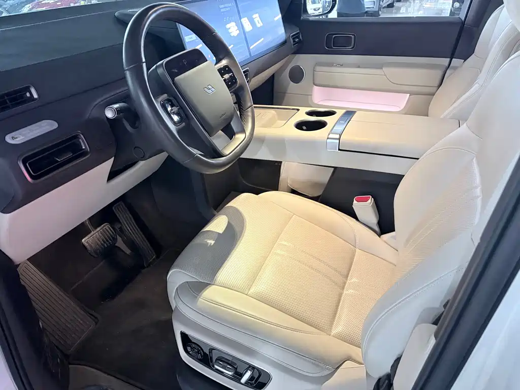Li Auto Li MEGA — миниатюра 3