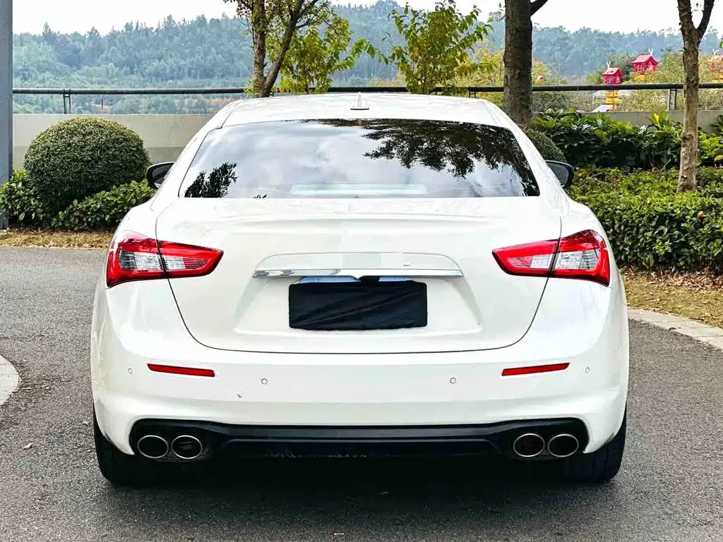 Maserati Ghibli — миниатюра 10