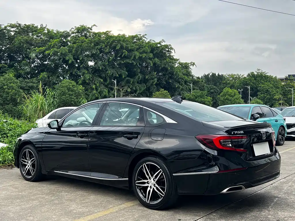 Honda Accord 2022 260TURBO Luxury