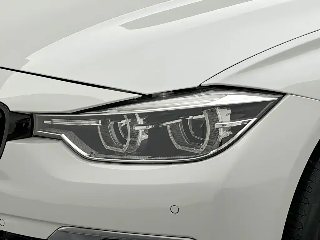 BMW 3 Series — миниатюра 27