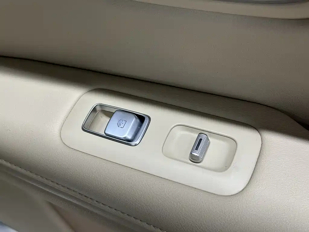 AITO ASK THE WORLD M7