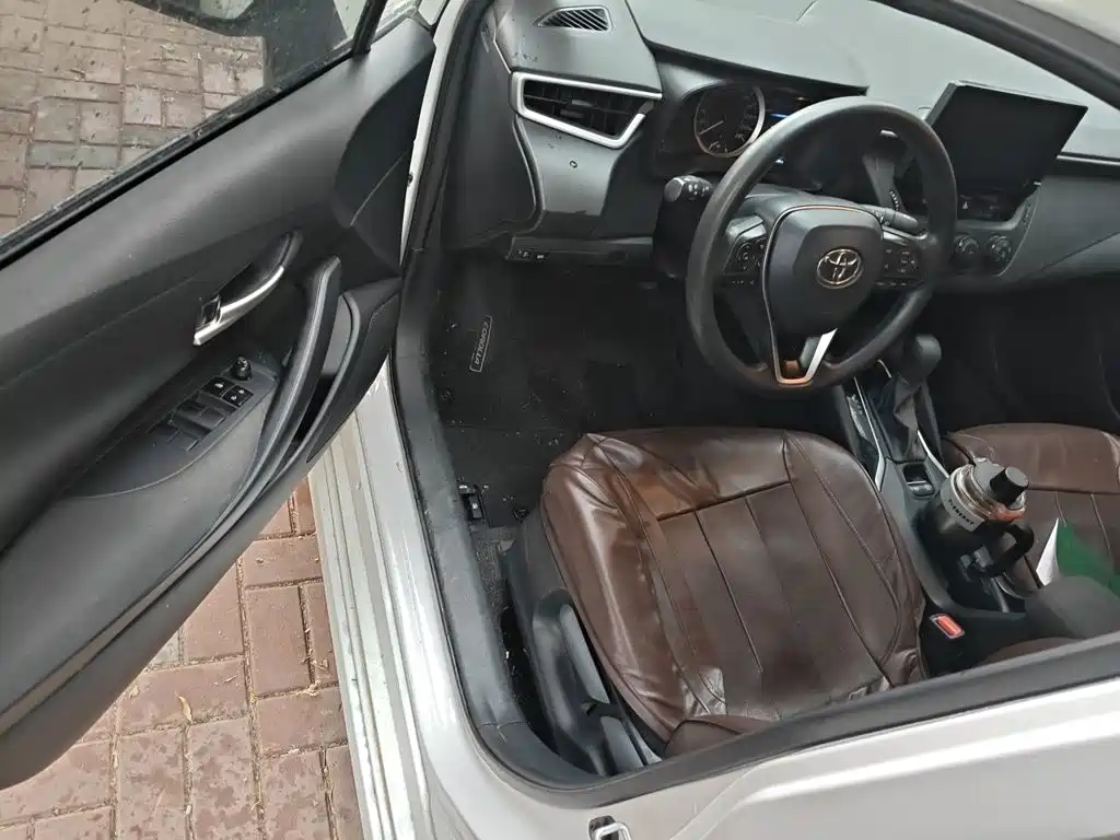 Toyota Corolla — миниатюра 12