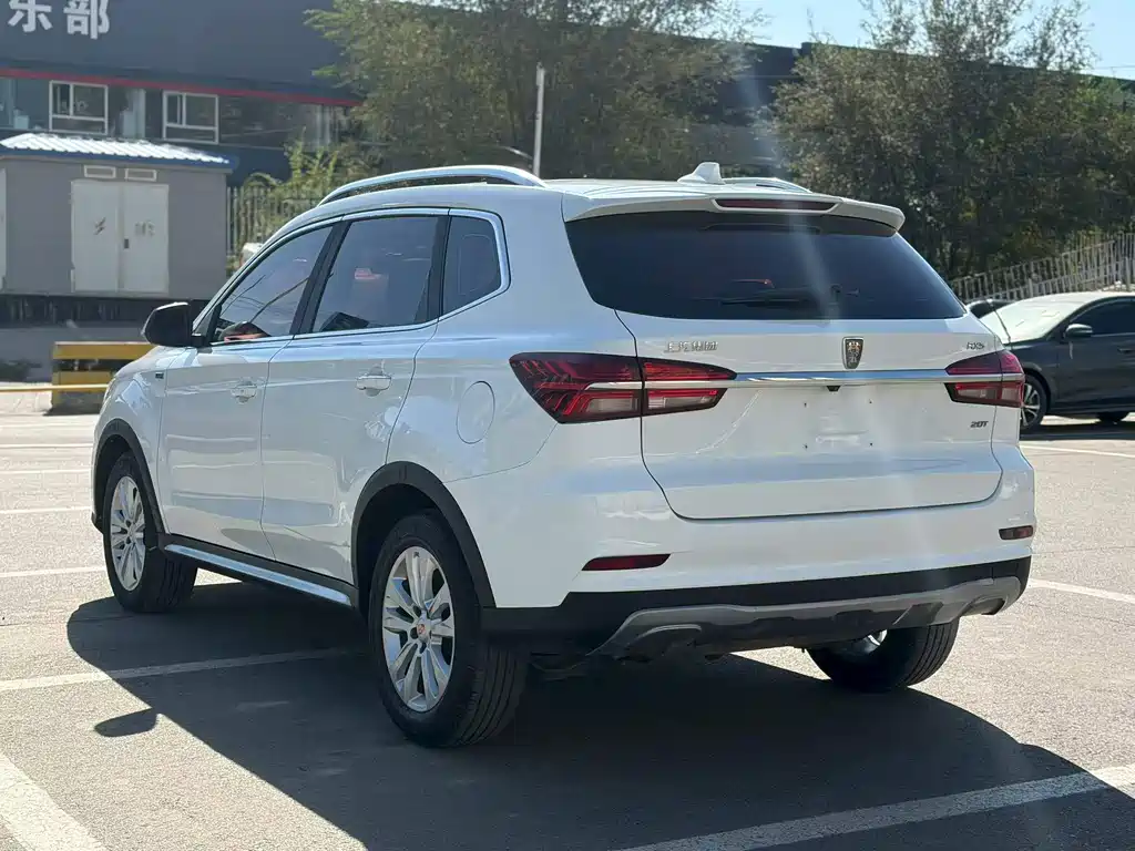 Roewe RX5 — миниатюра 9