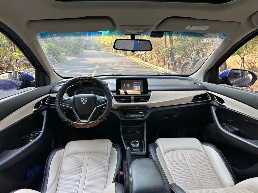 BAOJUN 360