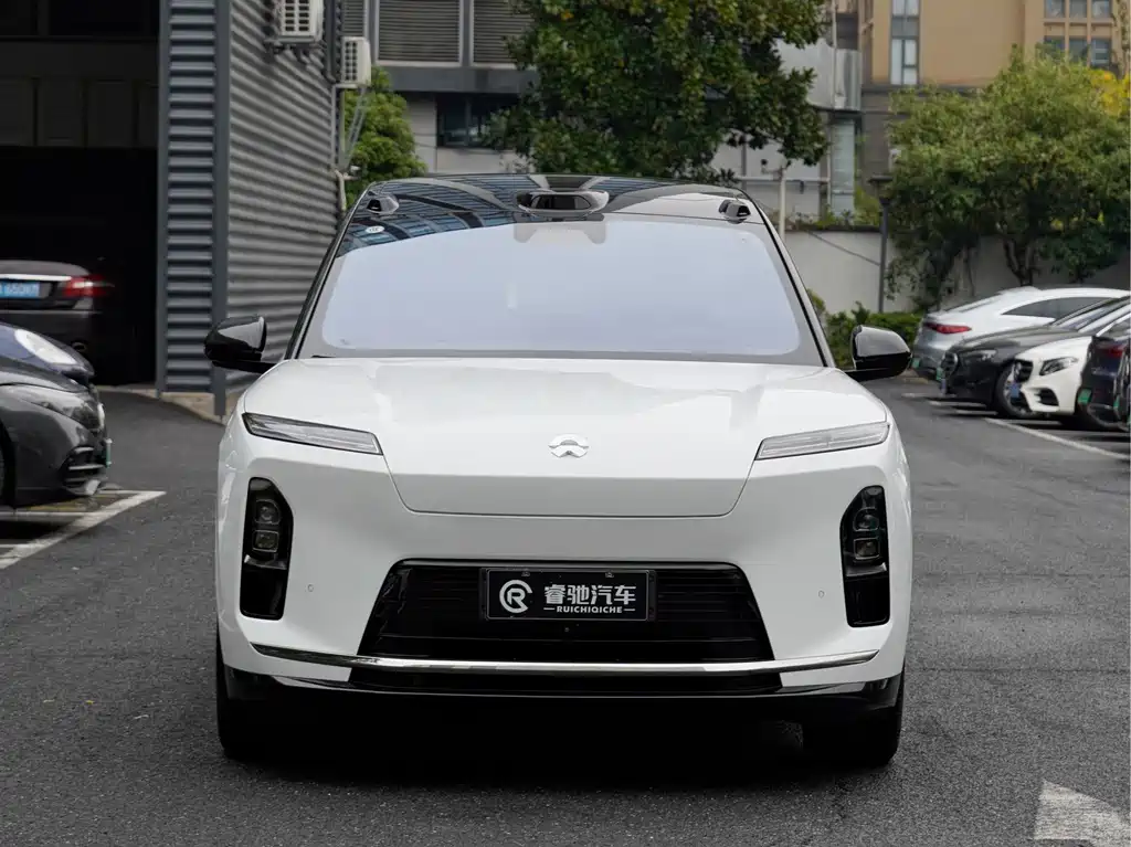 NIO ES8 — миниатюра 2