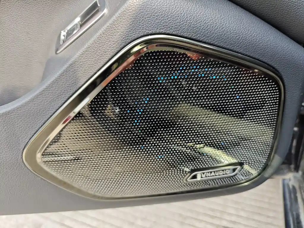 Hongqi Hongqi H5 — миниатюра 10