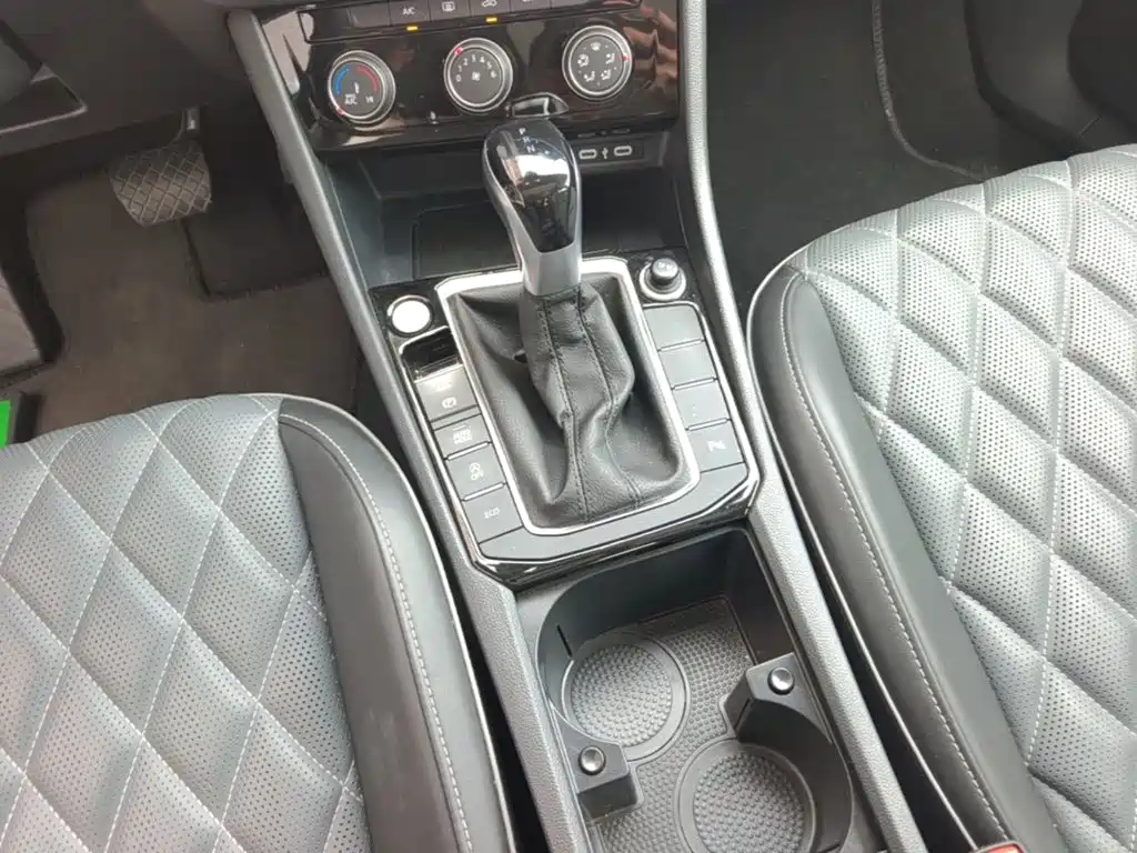 Volkswagen Sagitar — миниатюра 14
