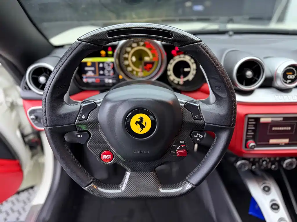 Ferrari California T 2015 3.9T
