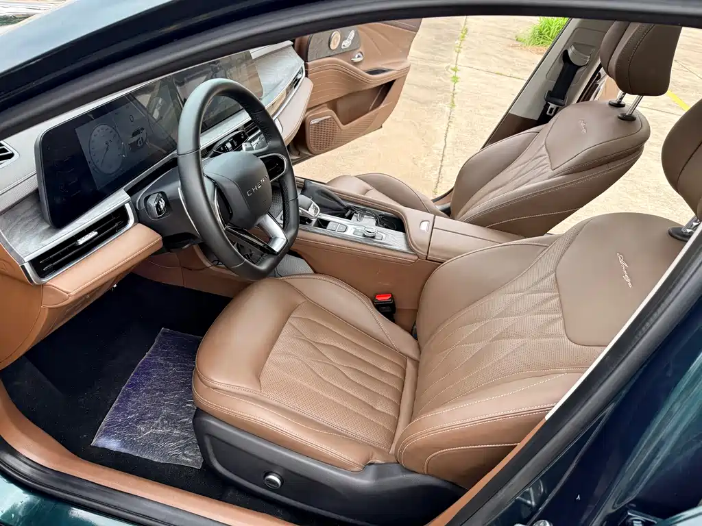 Chery Arrizo 8 High Energy Edition 2.0T DCT Royal, фото 21